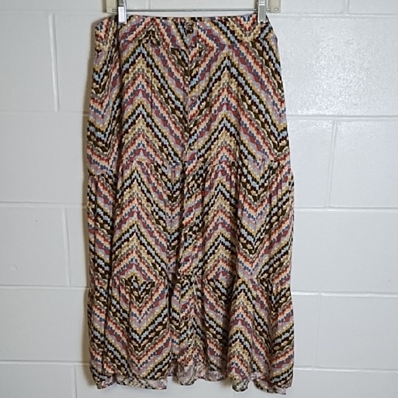 Sonoma 3X Tiered Button Front Elastic Waist Skirt in Earthy Water Color Print - Picture 1 of 10